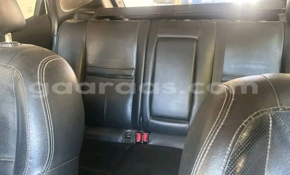 Buy Used Nissan Rogue White Car in Dakar in Dakar