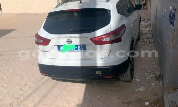 Dieundeu Occasion Nissan Rogue White Auto in Dakar in Dakar Dieundeu Occasion Nissan Rogue White Auto in Dakar in Dakar