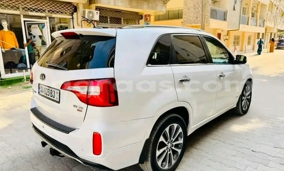 Dieundeu Occasion Kia Sorento White Auto in Dakar in Dakar Dieundeu Occasion Kia Sorento White Auto in Dakar in Dakar