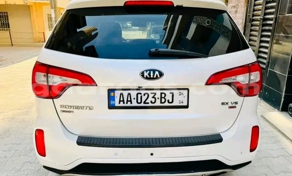 Dieundeu Occasion Kia Sorento White Auto in Dakar in Dakar Dieundeu Occasion Kia Sorento White Auto in Dakar in Dakar