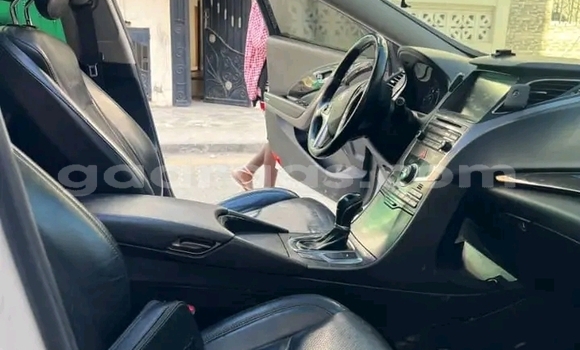 Dieundeu Occasion Hyundai Grandeur White Auto in Dakar in Dakar Dieundeu Occasion Hyundai Grandeur White Auto in Dakar in Dakar