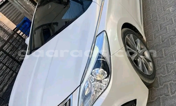 Dieundeu Occasion Hyundai Grandeur White Auto in Dakar in Dakar Dieundeu Occasion Hyundai Grandeur White Auto in Dakar in Dakar