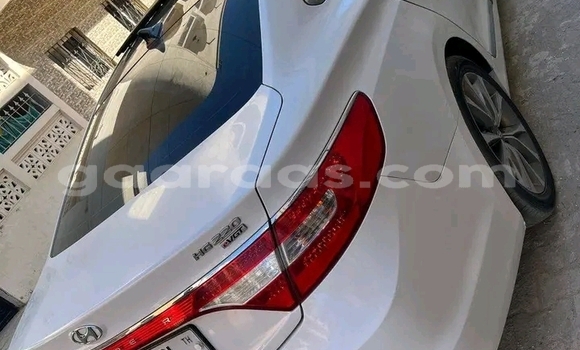 Dieundeu Occasion Hyundai Grandeur White Auto in Dakar in Dakar Dieundeu Occasion Hyundai Grandeur White Auto in Dakar in Dakar