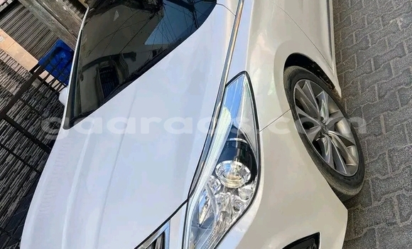 Dieundeu Occasion Hyundai Grandeur White Auto in Dakar in Dakar Dieundeu Occasion Hyundai Grandeur White Auto in Dakar in Dakar