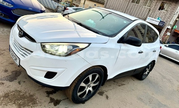 Dieundeu Occasion Hyundai Tucson White Auto in Dakar in Dakar Dieundeu Occasion Hyundai Tucson White Auto in Dakar in Dakar