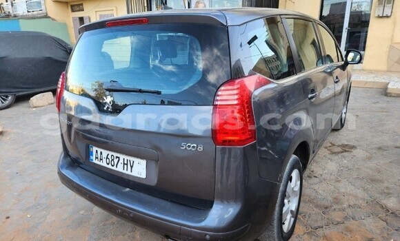 Dieundeu Occasion Peugeot 5008 Silver Auto in Dakar in Dakar Dieundeu Occasion Peugeot 5008 Silver Auto in Dakar in Dakar