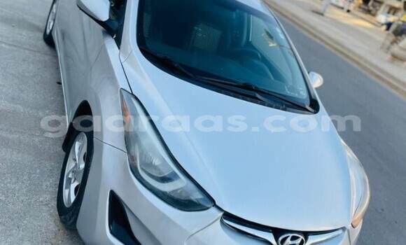 Acheter Occasion Voiture Hyundai Elantra Gris à Dakar, Dakar Acheter Occasion Voiture Hyundai Elantra Gris à Dakar, Dakar