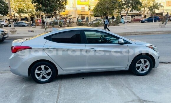Acheter Occasion Voiture Hyundai Elantra Gris à Dakar, Dakar Acheter Occasion Voiture Hyundai Elantra Gris à Dakar, Dakar
