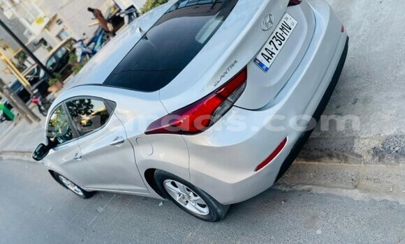 Acheter Occasion Voiture Hyundai Elantra Gris à Dakar, Dakar Acheter Occasion Voiture Hyundai Elantra Gris à Dakar, Dakar