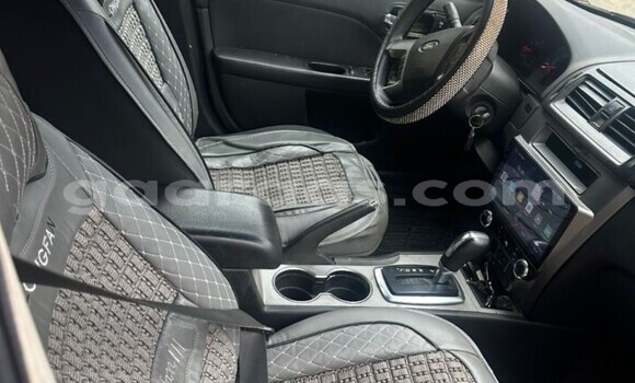 Dieundeu Occasion Ford Fusion Silver Auto in Dakar in Dakar Dieundeu Occasion Ford Fusion Silver Auto in Dakar in Dakar