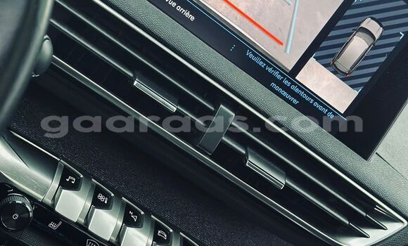 Buy Import Peugeot 3008 White Car in Dakar in Dakar Buy Import Peugeot 3008 White Car in Dakar in Dakar