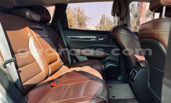 Buy Import Renault 6 Silver Car in Dakar in Dakar Buy Import Renault 6 Silver Car in Dakar in Dakar