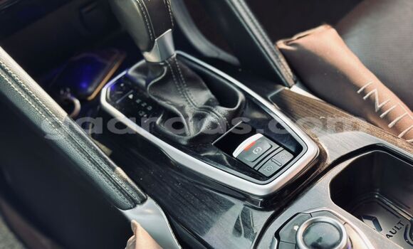 Buy Import Renault 6 Silver Car in Dakar in Dakar Buy Import Renault 6 Silver Car in Dakar in Dakar