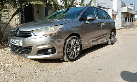 Acheter Occasion Voiture Citroen C4 Gris à Thiès, Région de Thiès Acheter Occasion Voiture Citroen C4 Gris à Thiès, Région de Thiès