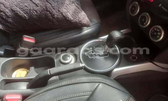 Dieundeu Occasion Mitsubishi RVR White Auto in Dakar in Dakar Dieundeu Occasion Mitsubishi RVR White Auto in Dakar in Dakar