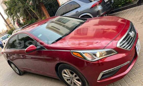 Dieundeu Occasion Hyundai Sonata Red Auto in Dakar in Dakar Dieundeu Occasion Hyundai Sonata Red Auto in Dakar in Dakar