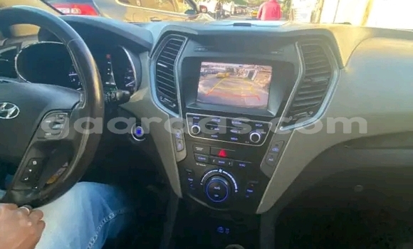 Buy Used Hyundai Santa Fe Black Car in Dakar in Dakar Buy Used Hyundai Santa Fe Black Car in Dakar in Dakar