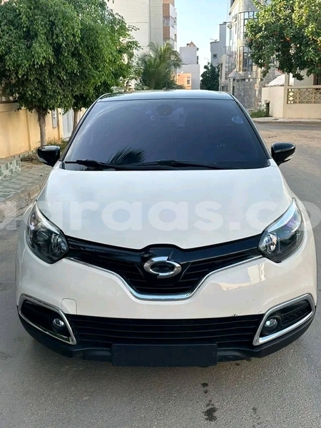 Big with watermark renault captur dakar dakar 28409