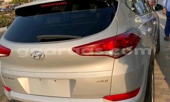 Buy Used Hyundai Tucson White Car in Dakar in Dakar Buy Used Hyundai Tucson White Car in Dakar in Dakar