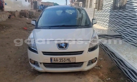 Acheter Occasion Voiture Peugeot 5008 Blanc à Dakar, Dakar