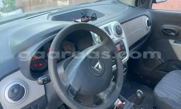 Buy Used Dacia Lodgy Black Car in Dakar in Dakar Buy Used Dacia Lodgy Black Car in Dakar in Dakar