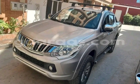 Dieundeu Occasion Mitsubishi L200 Other Auto in Dakar in Dakar