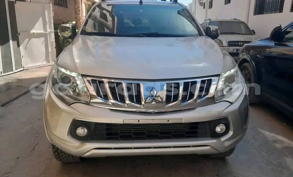 Buy Used Mitsubishi L200 Other Car in Dakar in Dakar Buy Used Mitsubishi L200 Other Car in Dakar in Dakar