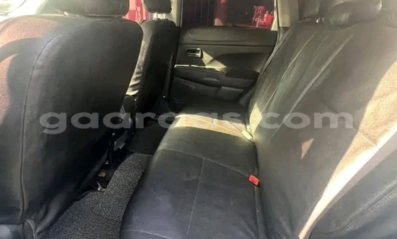 Buy Used Mitsubishi RVR White Car in Dakar in Dakar Buy Used Mitsubishi RVR White Car in Dakar in Dakar