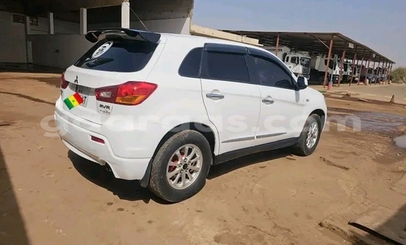 Buy Used Mitsubishi RVR White Car in Dakar in Dakar Buy Used Mitsubishi RVR White Car in Dakar in Dakar