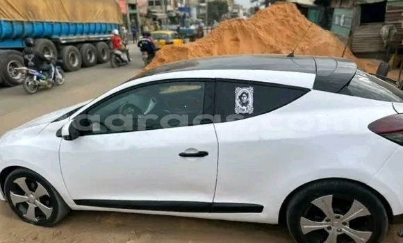 Buy Used Mega Club White Car in Dakar in Dakar Buy Used Mega Club White Car in Dakar in Dakar