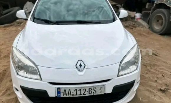 Buy Used Mega Club White Car in Dakar in Dakar Buy Used Mega Club White Car in Dakar in Dakar