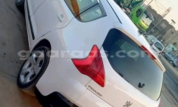 Buy Used Peugeot 3008 White Car in Dakar in Dakar Buy Used Peugeot 3008 White Car in Dakar in Dakar