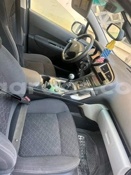 Big with watermark peugeot 3008 dakar dakar 28454