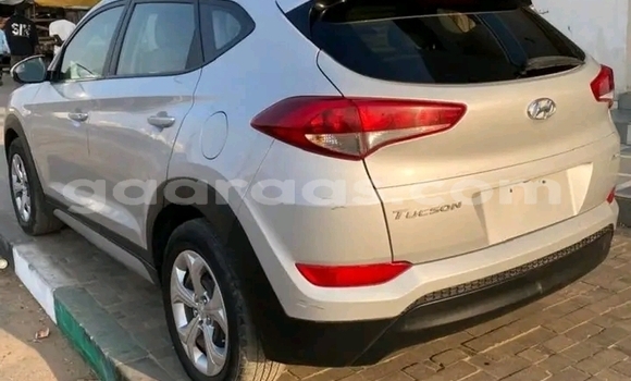 Buy Used Hyundai Tucson White Car in Dakar in Dakar Buy Used Hyundai Tucson White Car in Dakar in Dakar