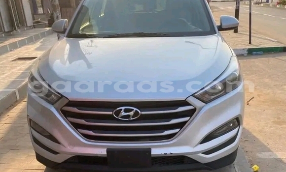 Buy Used Hyundai Tucson White Car in Dakar in Dakar Buy Used Hyundai Tucson White Car in Dakar in Dakar