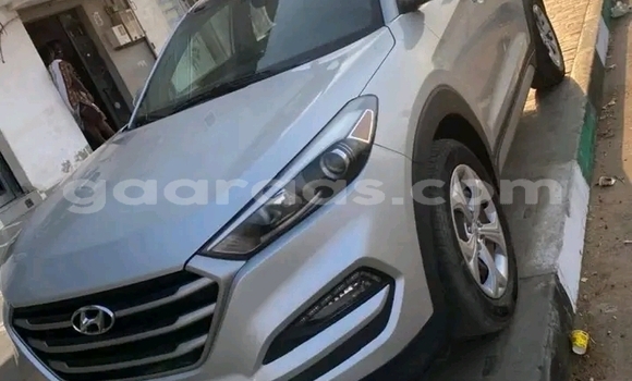 Buy Used Hyundai Tucson White Car in Dakar in Dakar Buy Used Hyundai Tucson White Car in Dakar in Dakar