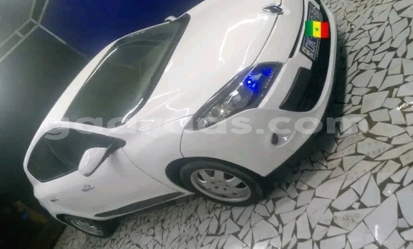 Dieundeu Occasion Renault Megane White Auto in Dakar in Dakar Dieundeu Occasion Renault Megane White Auto in Dakar in Dakar