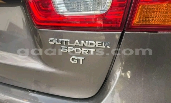 Dieundeu Occasion Mitsubishi Outlander Black Auto in Dakar in Dakar Dieundeu Occasion Mitsubishi Outlander Black Auto in Dakar in Dakar