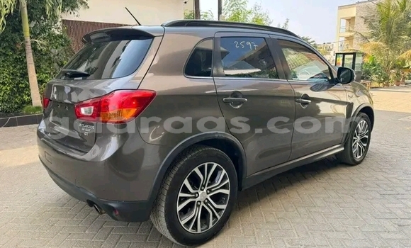 Dieundeu Occasion Mitsubishi Outlander Black Auto in Dakar in Dakar Dieundeu Occasion Mitsubishi Outlander Black Auto in Dakar in Dakar