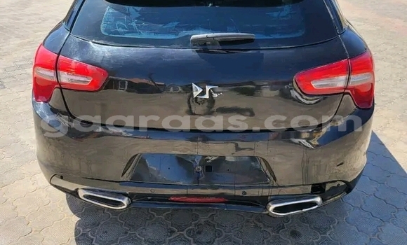 Buy Used Citroen DS5 Black Car in Dakar in Dakar Buy Used Citroen DS5 Black Car in Dakar in Dakar
