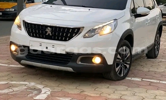 Buy Used Peugeot 2008 White Car in Dakar in Dakar Buy Used Peugeot 2008 White Car in Dakar in Dakar