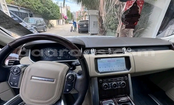 Buy Used Range Rover Evoque White Car in Dakar in Dakar Buy Used Range Rover Evoque White Car in Dakar in Dakar