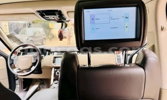 Buy Used Range Rover Evoque White Car in Dakar in Dakar Buy Used Range Rover Evoque White Car in Dakar in Dakar