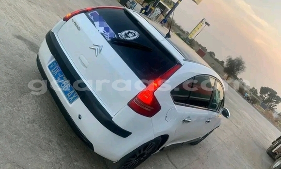 Buy Used Citroen C4 White Car in Dakar in Dakar Buy Used Citroen C4 White Car in Dakar in Dakar