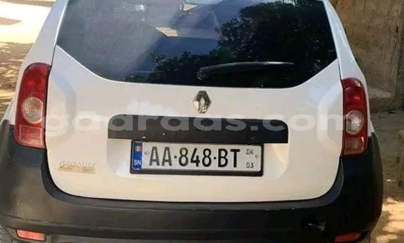 Buy Used Renault Duster White Car in Dakar in Dakar Buy Used Renault Duster White Car in Dakar in Dakar