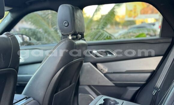 Acheter Import Voiture Range Rover Range Rover Noir à Dakar, Dakar Acheter Import Voiture Range Rover Range Rover Noir à Dakar, Dakar