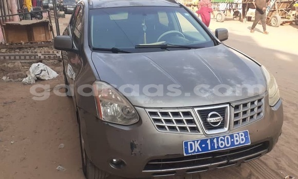 Buy Used Nissan Rogue Silver Car in Dakar in Dakar