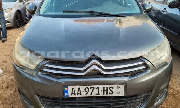 Dieundeu Occasion Citroen C4 Silver Auto in Dakar in Dakar Dieundeu Occasion Citroen C4 Silver Auto in Dakar in Dakar