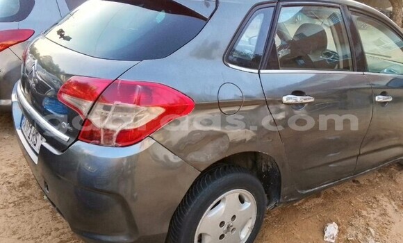 Dieundeu Occasion Citroen C4 Silver Auto in Dakar in Dakar Dieundeu Occasion Citroen C4 Silver Auto in Dakar in Dakar