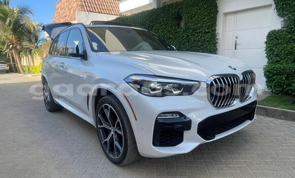 Acheter Occasion Voiture BMW X5 M Blanc à Dakar, Dakar Acheter Occasion Voiture BMW X5 M Blanc à Dakar, Dakar